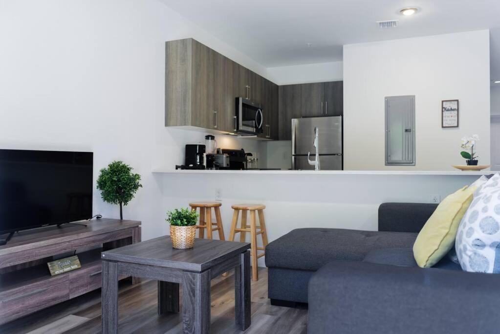 Awesome Townhouse 15 Minutes From The Apartamento Miami